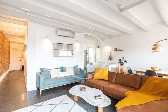 Appartement de 2 chambres à louer à La Sagrada Família, Barcelone ville - 2 300 € (Ref: 10033993)