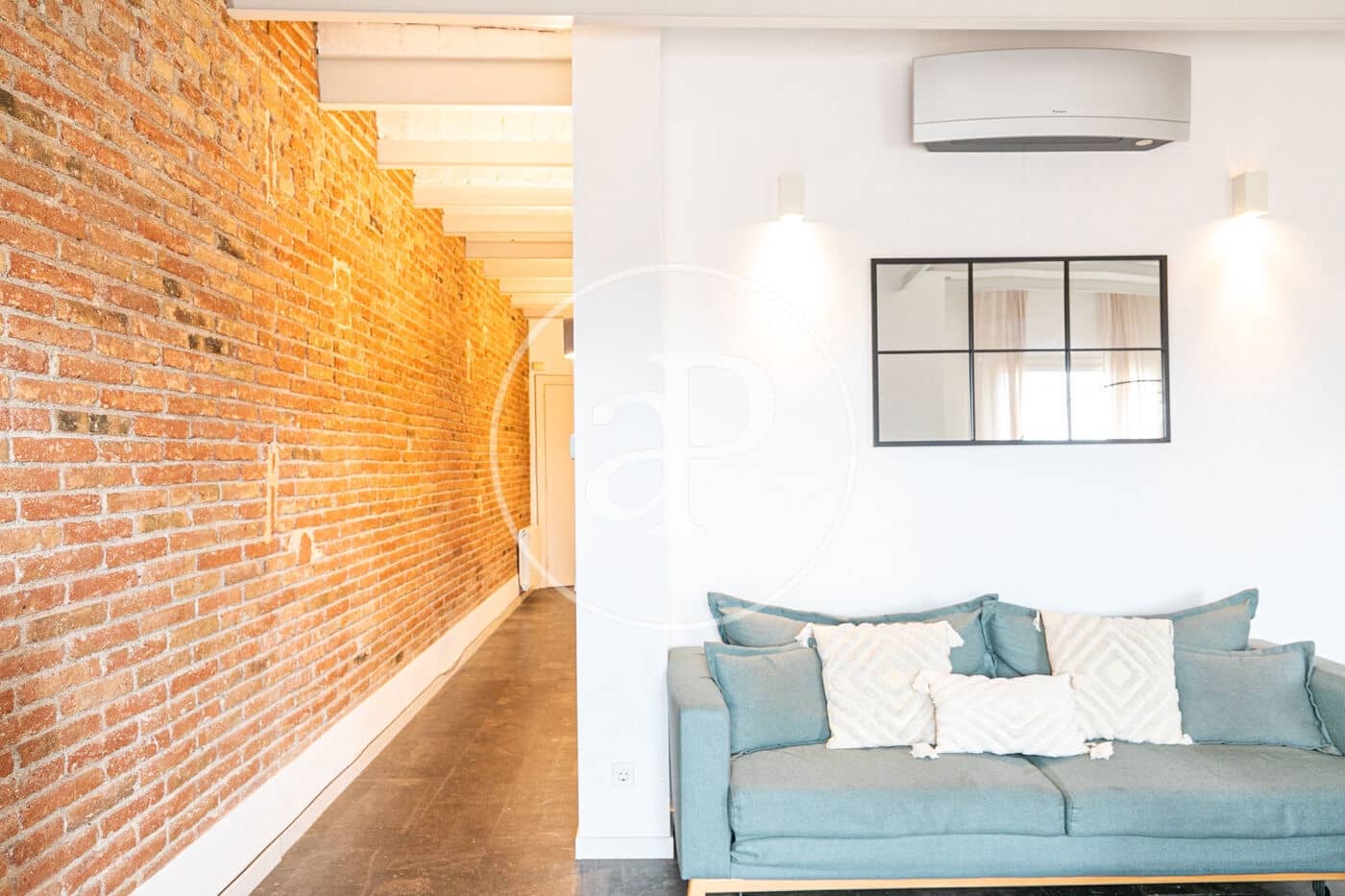 Appartement de 2 chambres à louer à Barcelone ville - 2 300 € (Ref: 10033993)