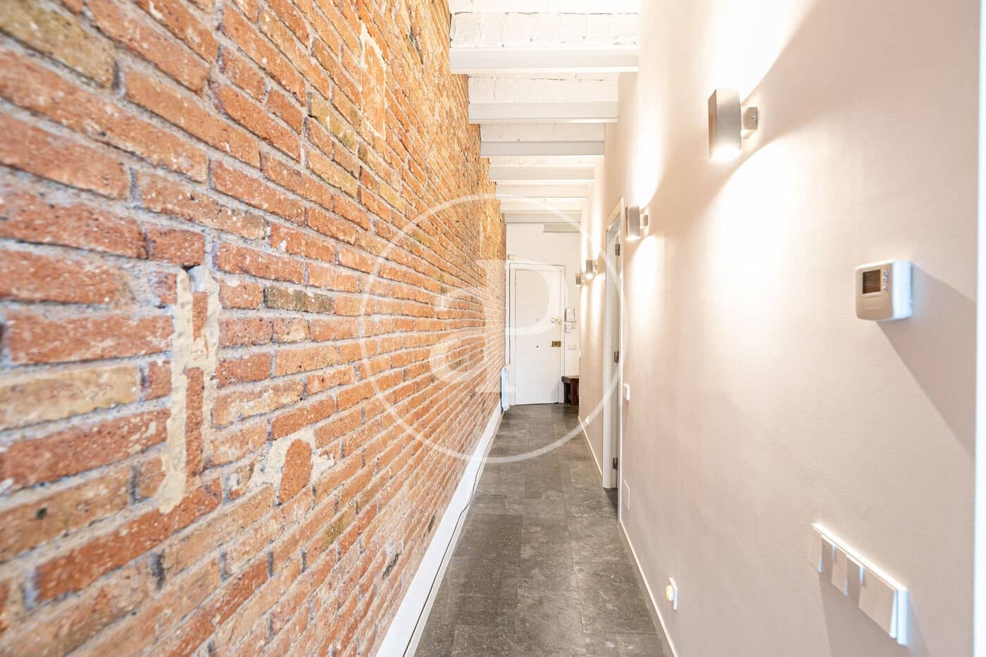 Appartement de 2 chambres à louer à Barcelone ville - 2 300 € (Ref: 10033993)