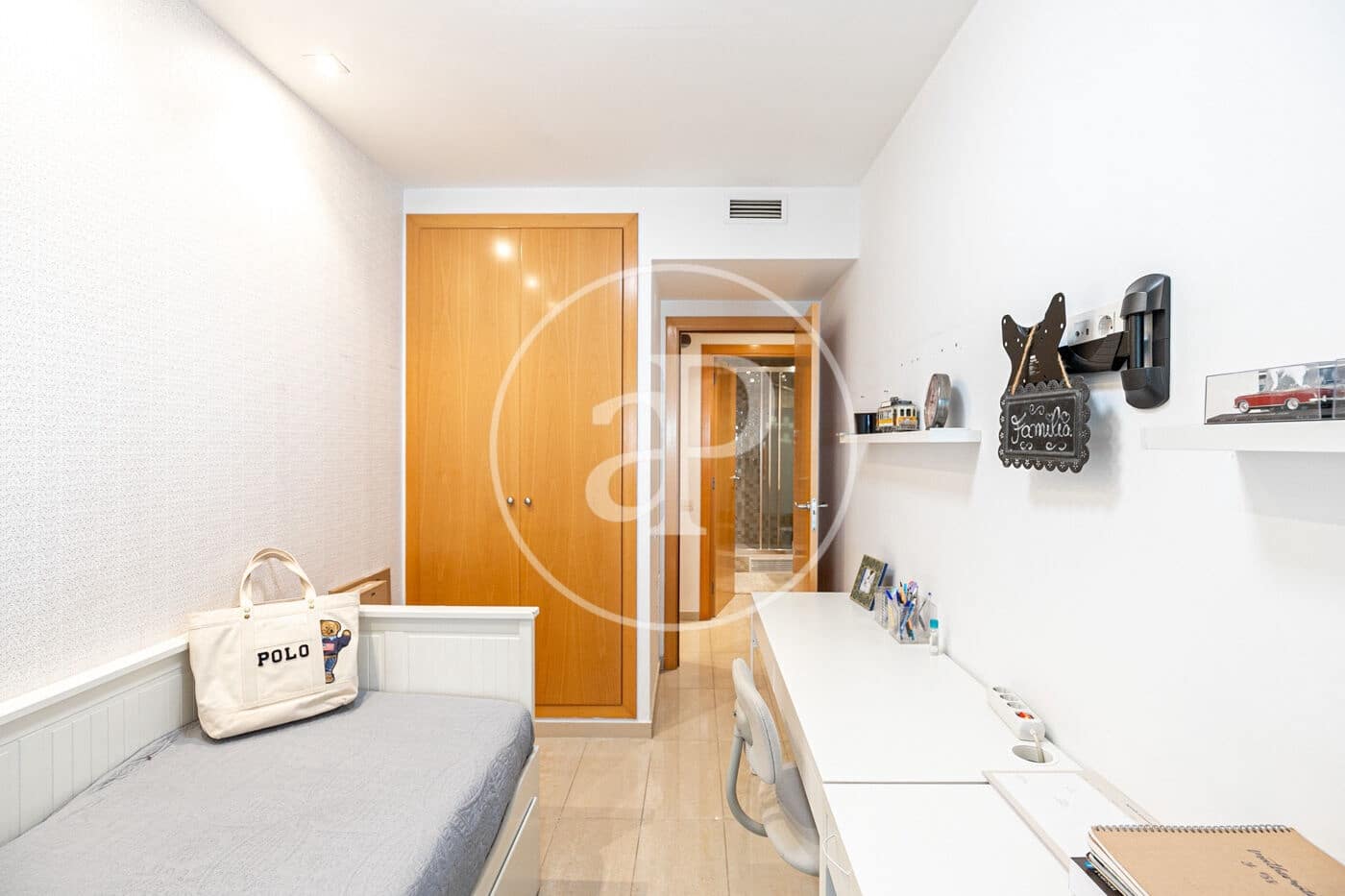 3 soverom Leilighet til leie i Badalona med svømmebasseng garasje - € 2 500 (Ref: 10041151)