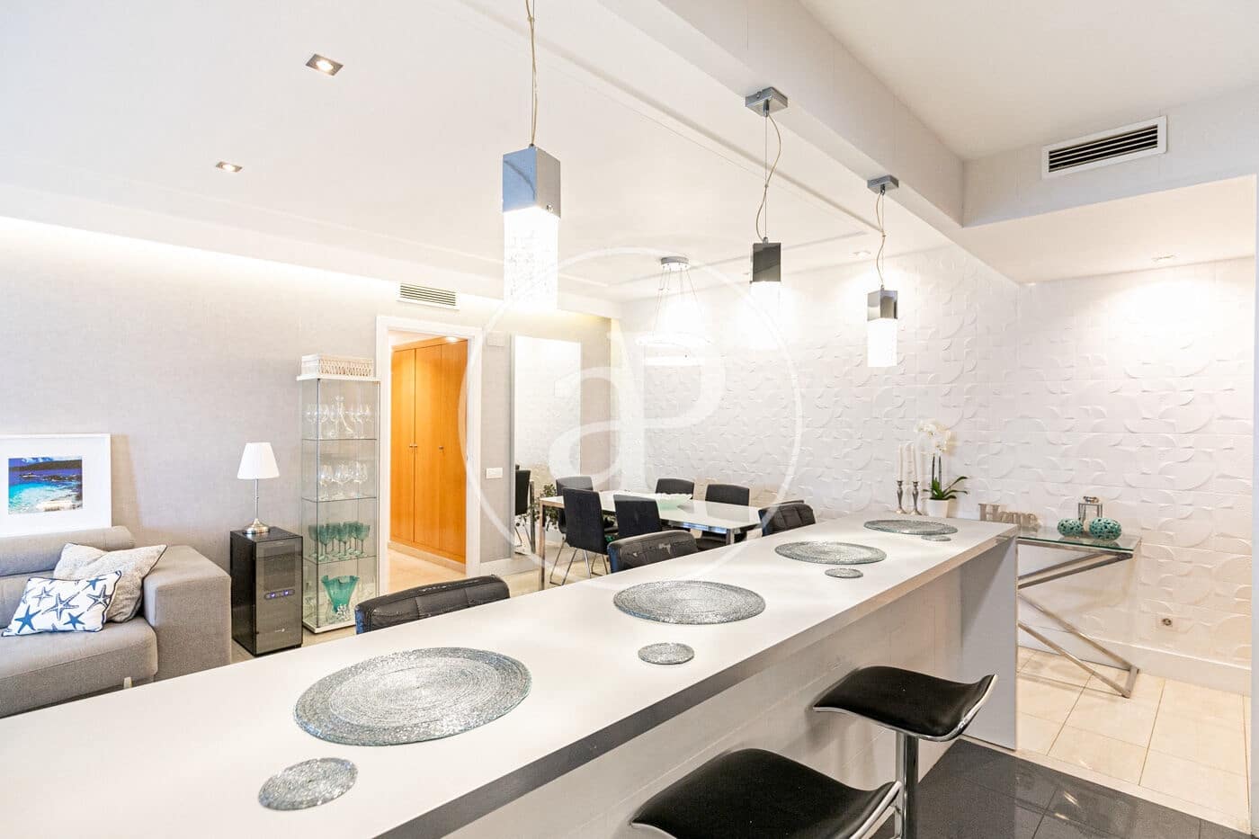3 soverom Leilighet til leie i Badalona med svømmebasseng garasje - € 2 500 (Ref: 10041151)