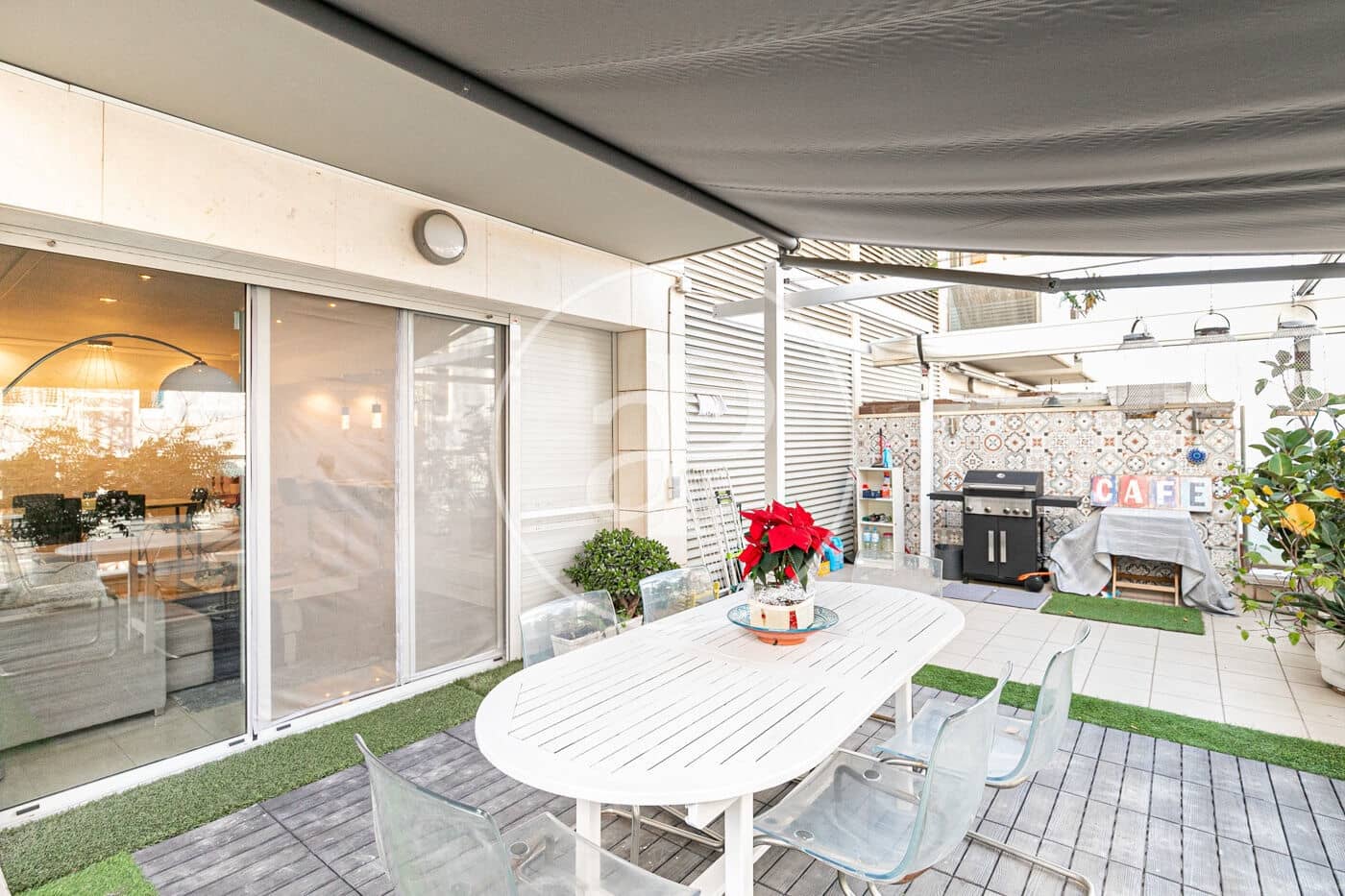 3 soverom Leilighet til leie i Badalona med svømmebasseng garasje - € 2 500 (Ref: 10041151)