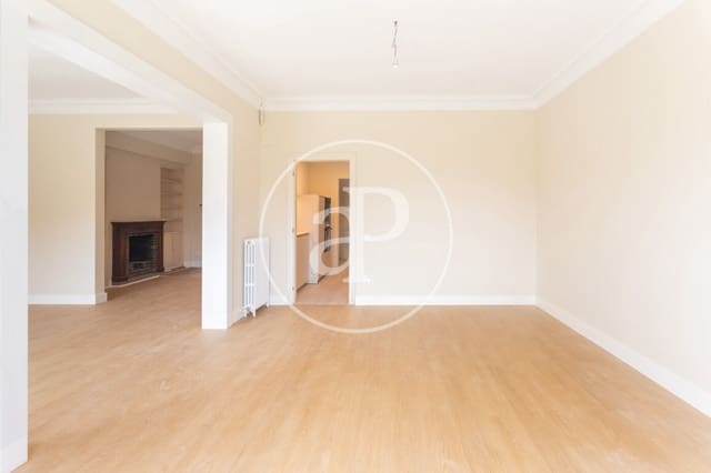 4 sypialnia Apartament do wynajęcia w La Nova Esquerra de L'Eixample, Miasto Barcelona - 3 700 € (Ref: 10041154)