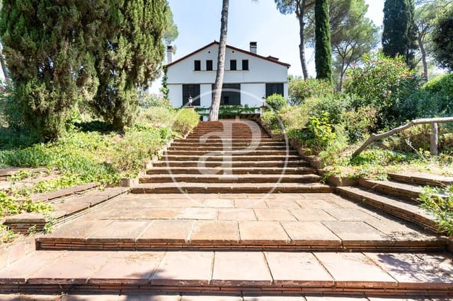 5 makuuhuone Huvila myytävänä paikassa Valldoreix, Sant Cugat del Vallès mukana uima-altaan - 5 500 000 € (Ref: 10044836)
