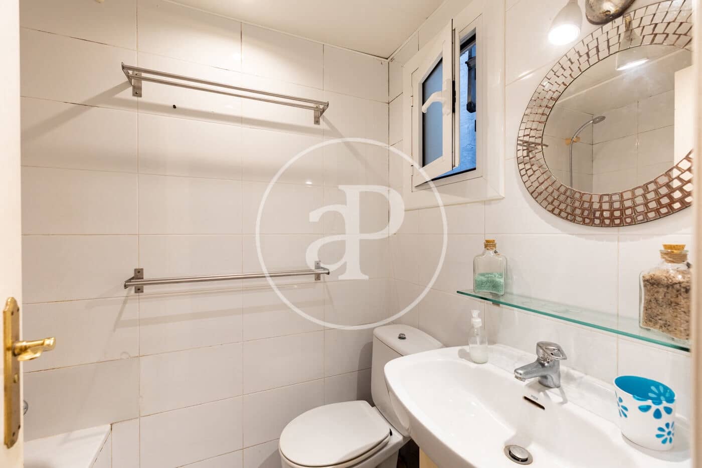 2 soveværelse Lejlighed til salg i Barcelona by - € 265.000 (Ref: 10047342)