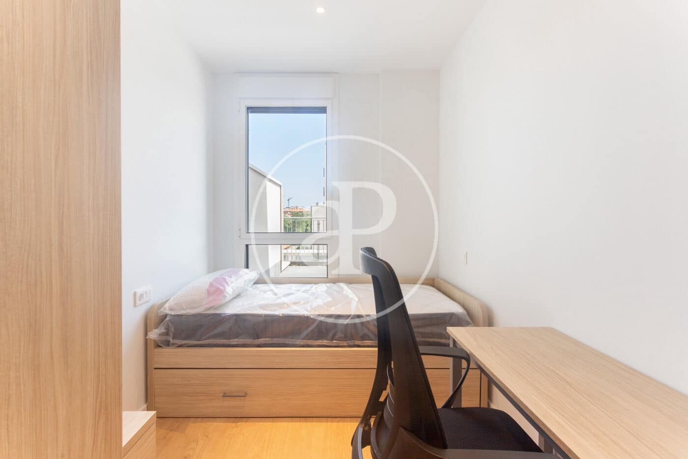 Apartamento de 2 habitaciones en Viladecans en alquiler con garaje - 2.200 € (Ref: 10047343)