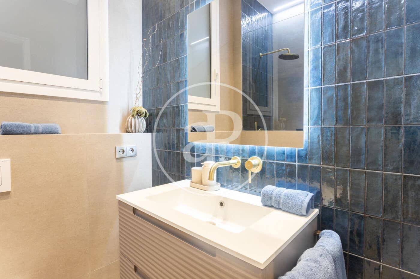4 slaapkamer Appartement te huur in Barcelona stad - € 8.700 (Ref: 10049297)