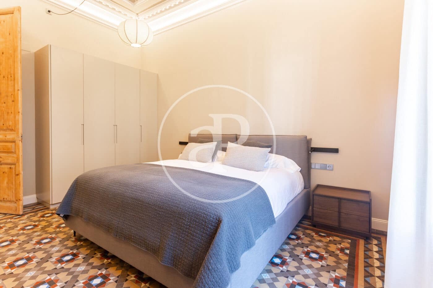 4 slaapkamer Appartement te huur in Barcelona stad - € 8.700 (Ref: 10049297)