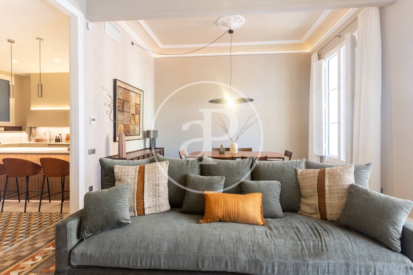 4 slaapkamer Appartement te huur in Barcelona stad - € 8.700 (Ref: 10049297)