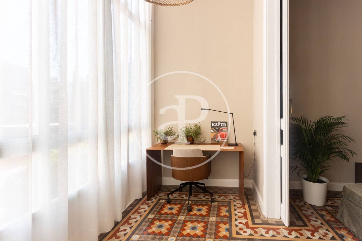 4 slaapkamer Appartement te huur in Barcelona stad - € 8.700 (Ref: 10049297)
