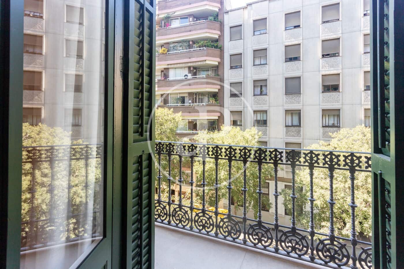 4 slaapkamer Appartement te huur in Barcelona stad - € 8.700 (Ref: 10049297)