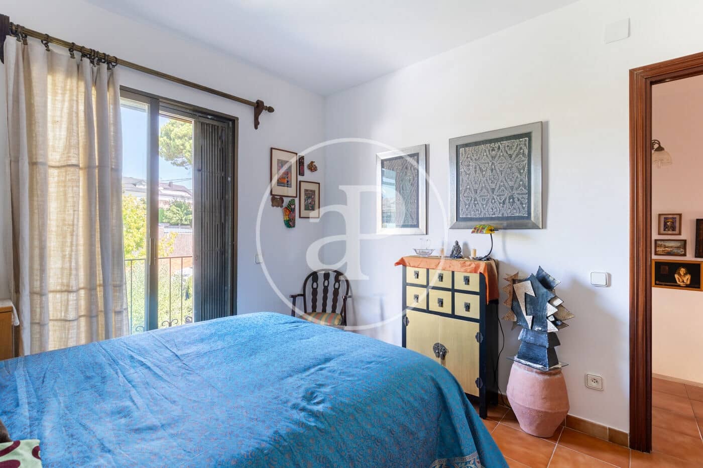 4 bedroom Villa for sale in Cerdanyola del Valles with garage - € 640,000 (Ref: 10049300)