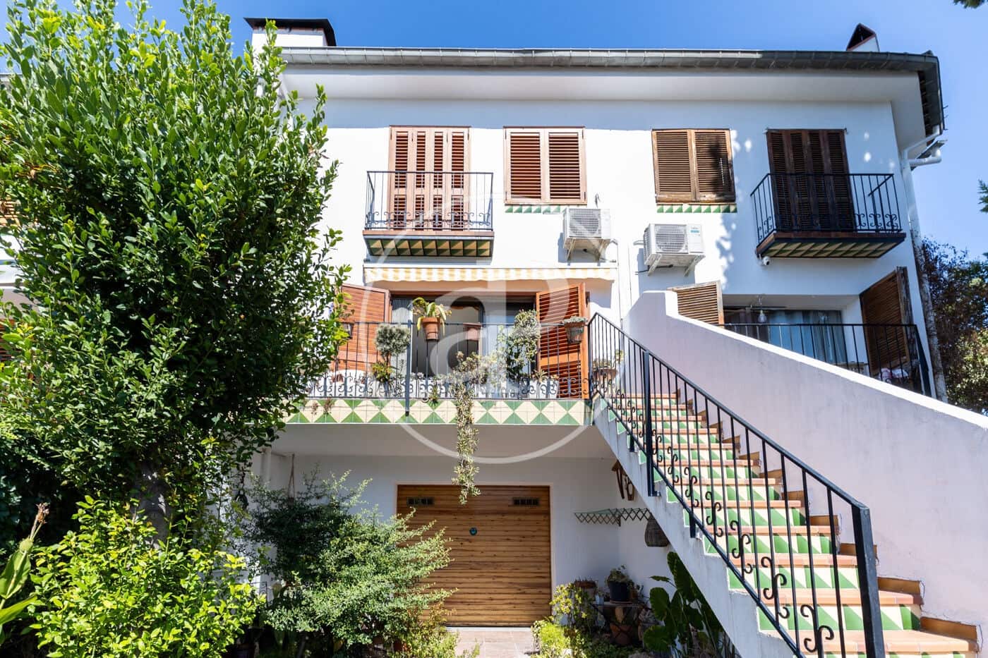 4 bedroom Villa for sale in Cerdanyola del Valles with garage - € 640,000 (Ref: 10049300)