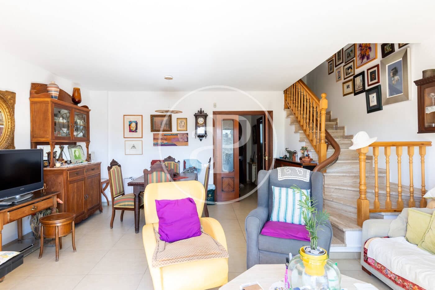 4 bedroom Villa for sale in Cerdanyola del Valles with garage - € 640,000 (Ref: 10049300)