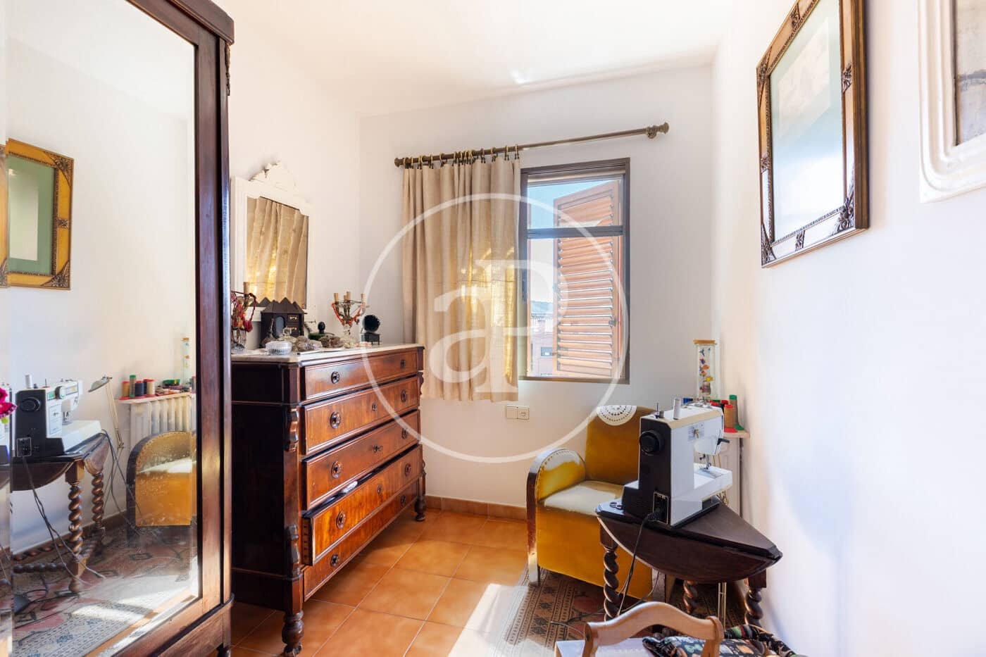 4 bedroom Villa for sale in Cerdanyola del Valles with garage - € 640,000 (Ref: 10049300)