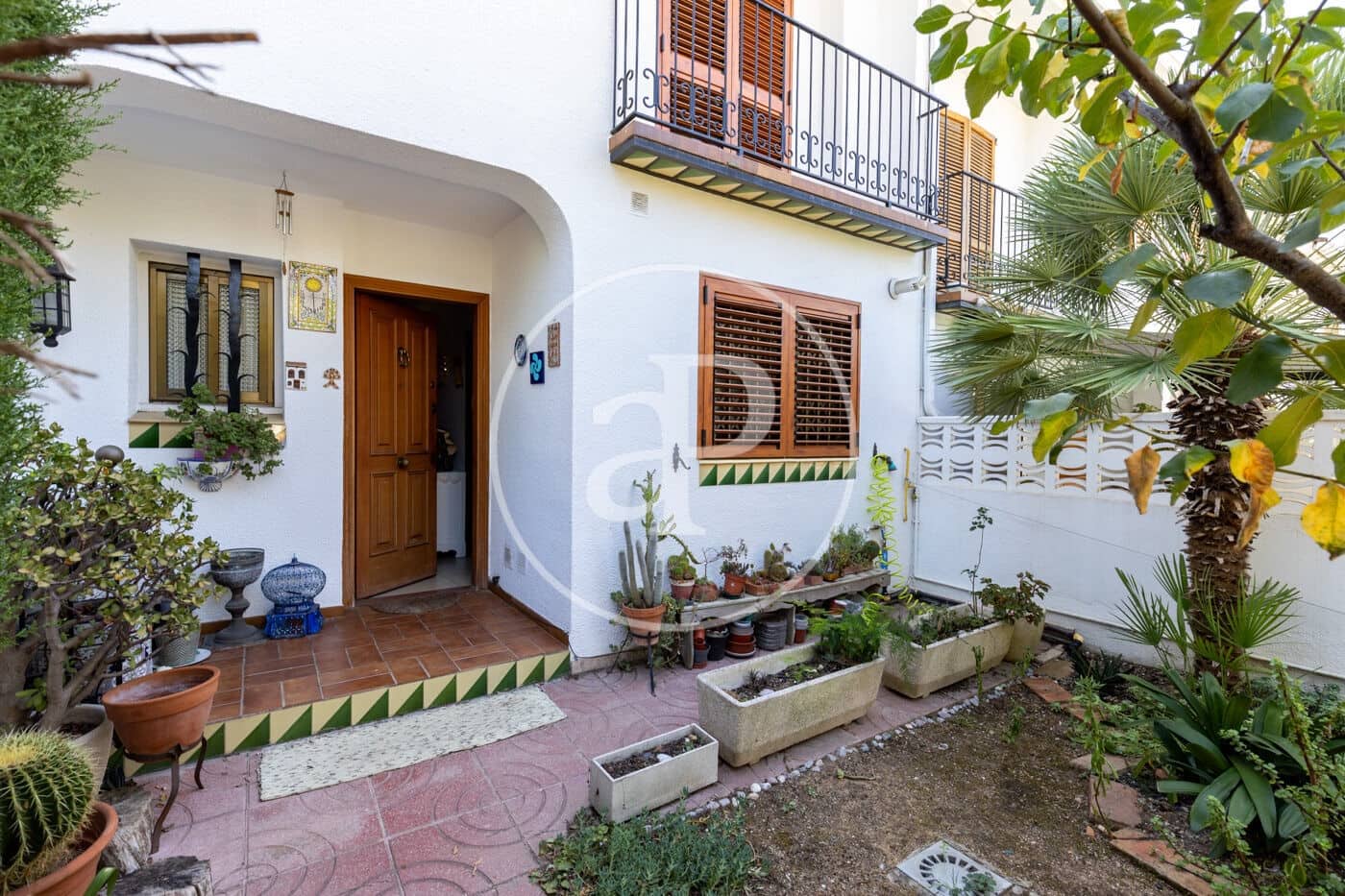 4 bedroom Villa for sale in Cerdanyola del Valles with garage - € 640,000 (Ref: 10049300)