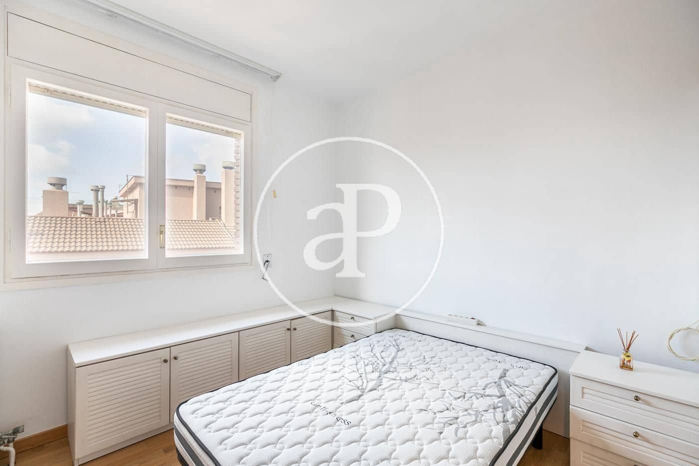 4 Zimmer Apartment zu vermieten in Barcelona Stadt mit Garage - 3.850 € (Ref: 10049301)