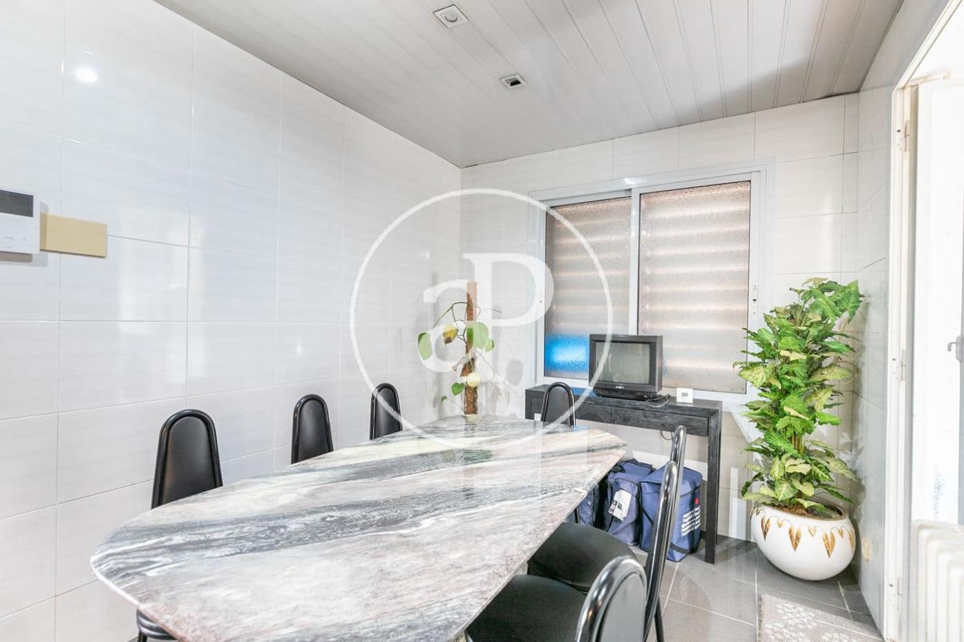 4 Zimmer Apartment zu vermieten in Barcelona Stadt mit Garage - 3.850 € (Ref: 10049301)