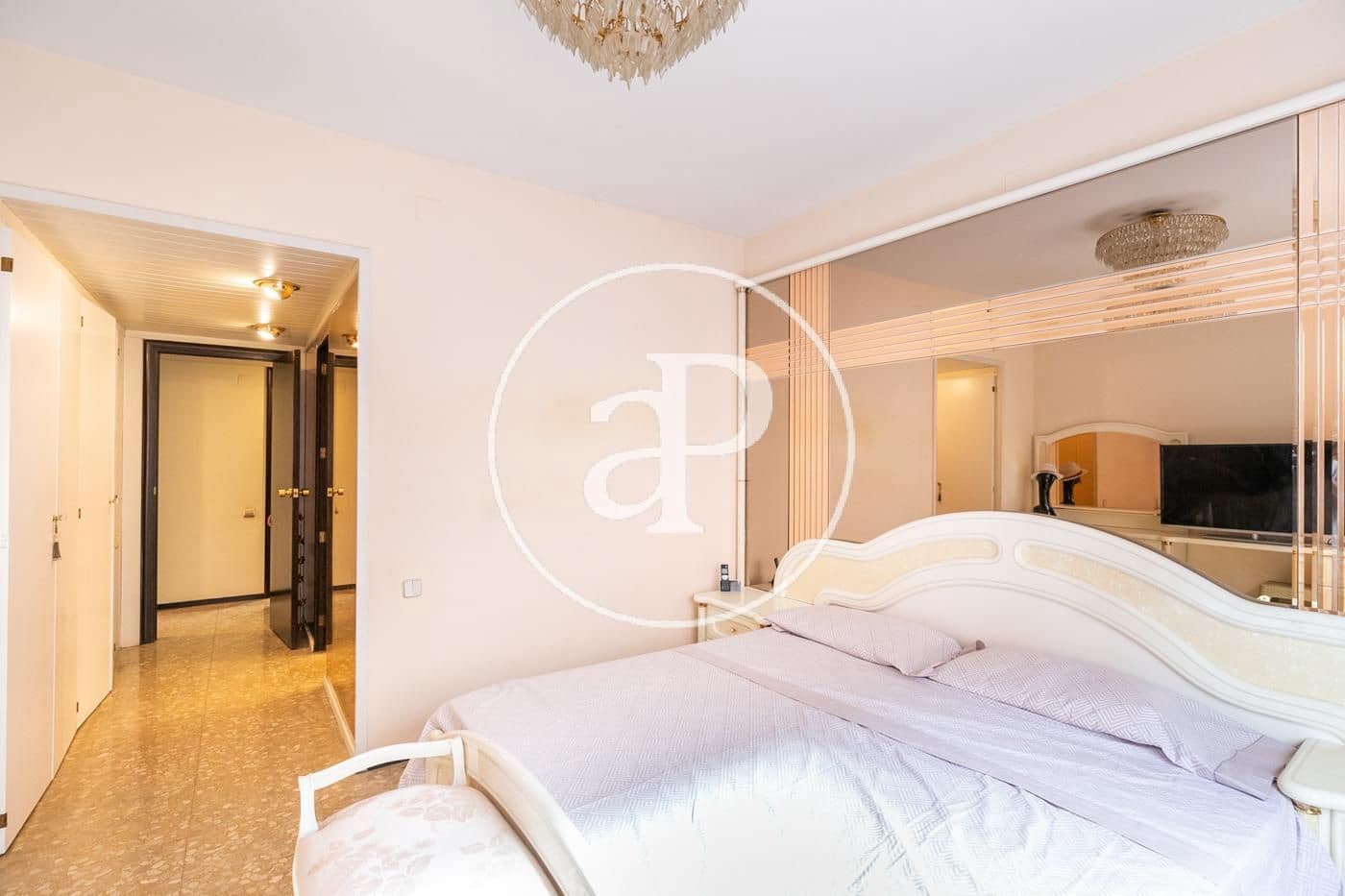 4 Zimmer Apartment zu vermieten in Barcelona Stadt mit Garage - 3.850 € (Ref: 10049301)