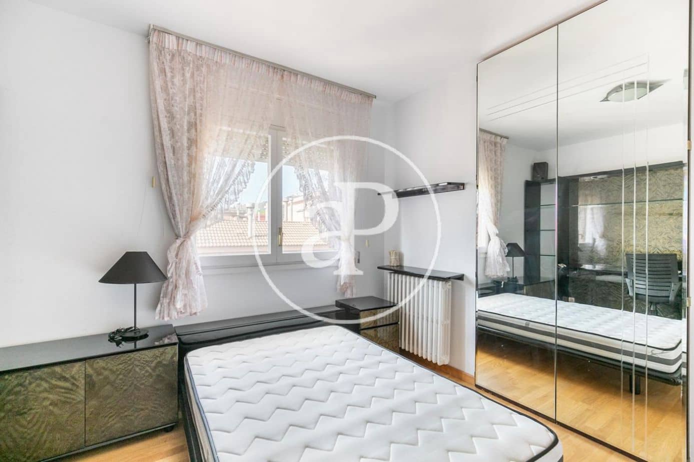 4 Zimmer Apartment zu vermieten in Barcelona Stadt mit Garage - 3.850 € (Ref: 10049301)