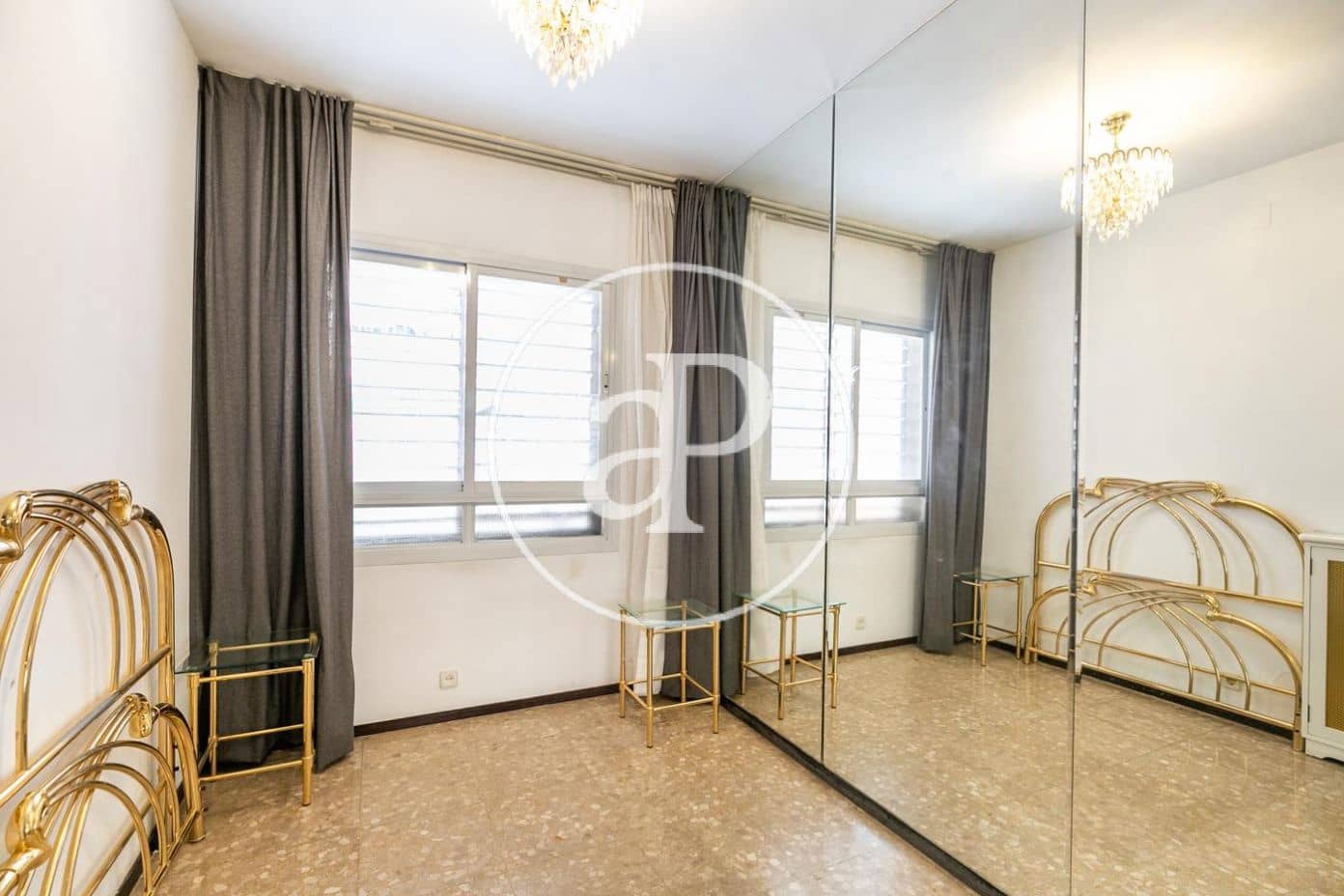 4 Zimmer Apartment zu vermieten in Barcelona Stadt mit Garage - 3.850 € (Ref: 10049301)