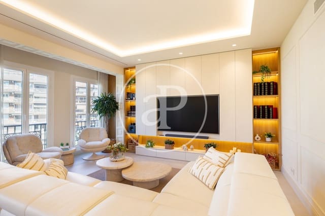3 chambre Appartement à vendre à El Fort Pienc, Barcelone ville - 1 800 000 € (Ref: 10055307)
