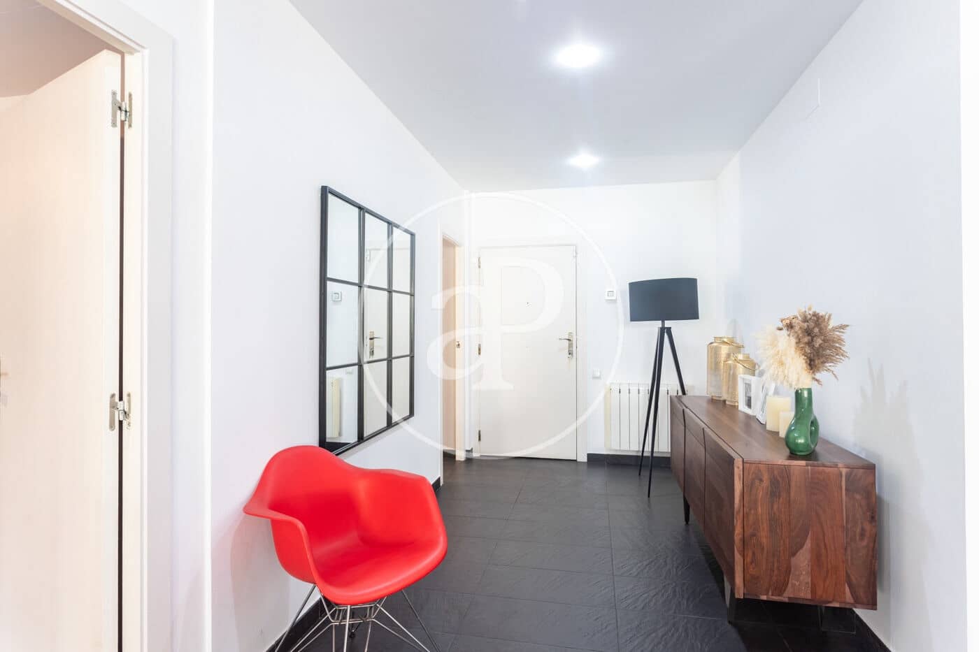 3 soverom Leilighet til leie i Barcelona by med garasje - € 4 480 (Ref: 10055308)