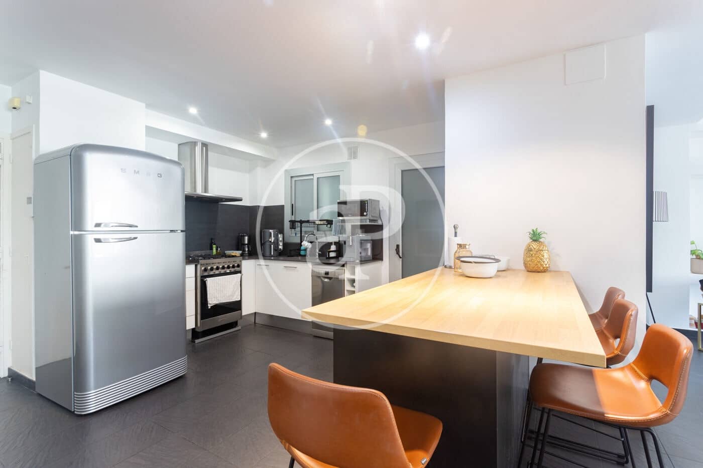 3 soverom Leilighet til leie i Barcelona by med garasje - € 4 480 (Ref: 10055308)