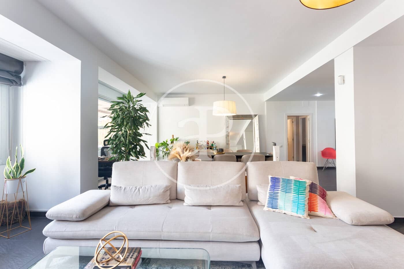 3 soverom Leilighet til leie i Barcelona by med garasje - € 4 480 (Ref: 10055308)