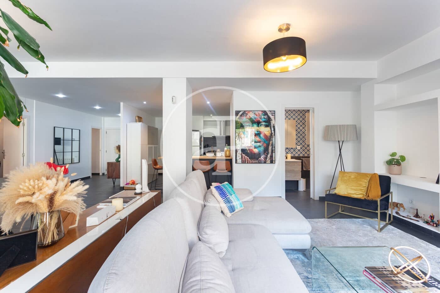 3 soverom Leilighet til leie i Barcelona by med garasje - € 4 480 (Ref: 10055308)