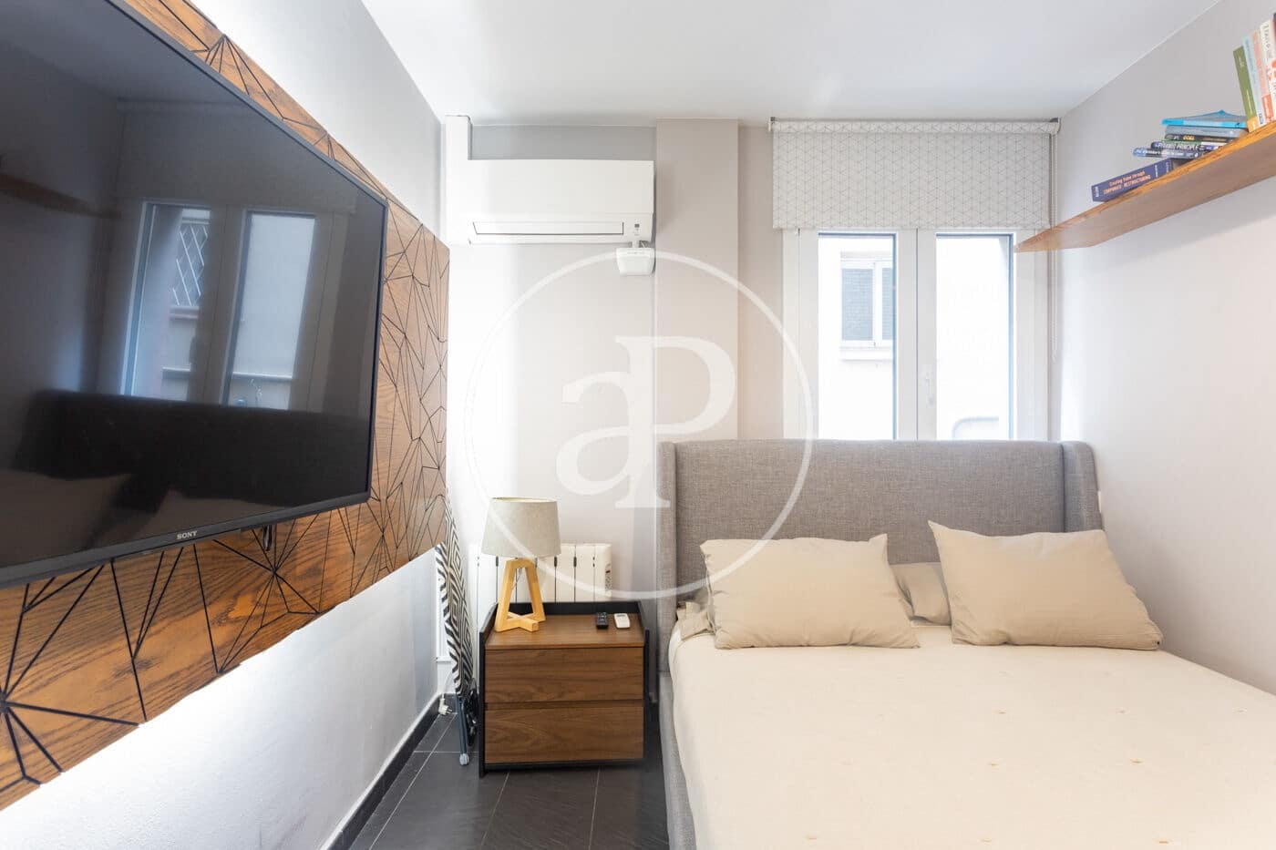 3 soverom Leilighet til leie i Barcelona by med garasje - € 4 480 (Ref: 10055308)