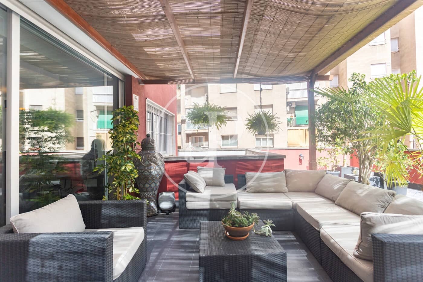 3 soverom Leilighet til leie i Barcelona by med garasje - € 4 480 (Ref: 10055308)