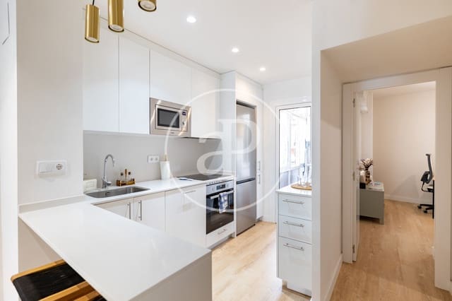 4 chambre Appartement à vendre à Les Corts, Barcelone ville - 695 000 € (Ref: 10055309)