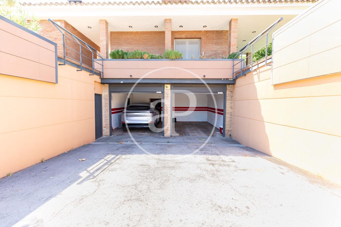 6 bedroom Villa for sale in Cerdanyola del Valles with pool garage - € 1,850,000 (Ref: 10059161)
