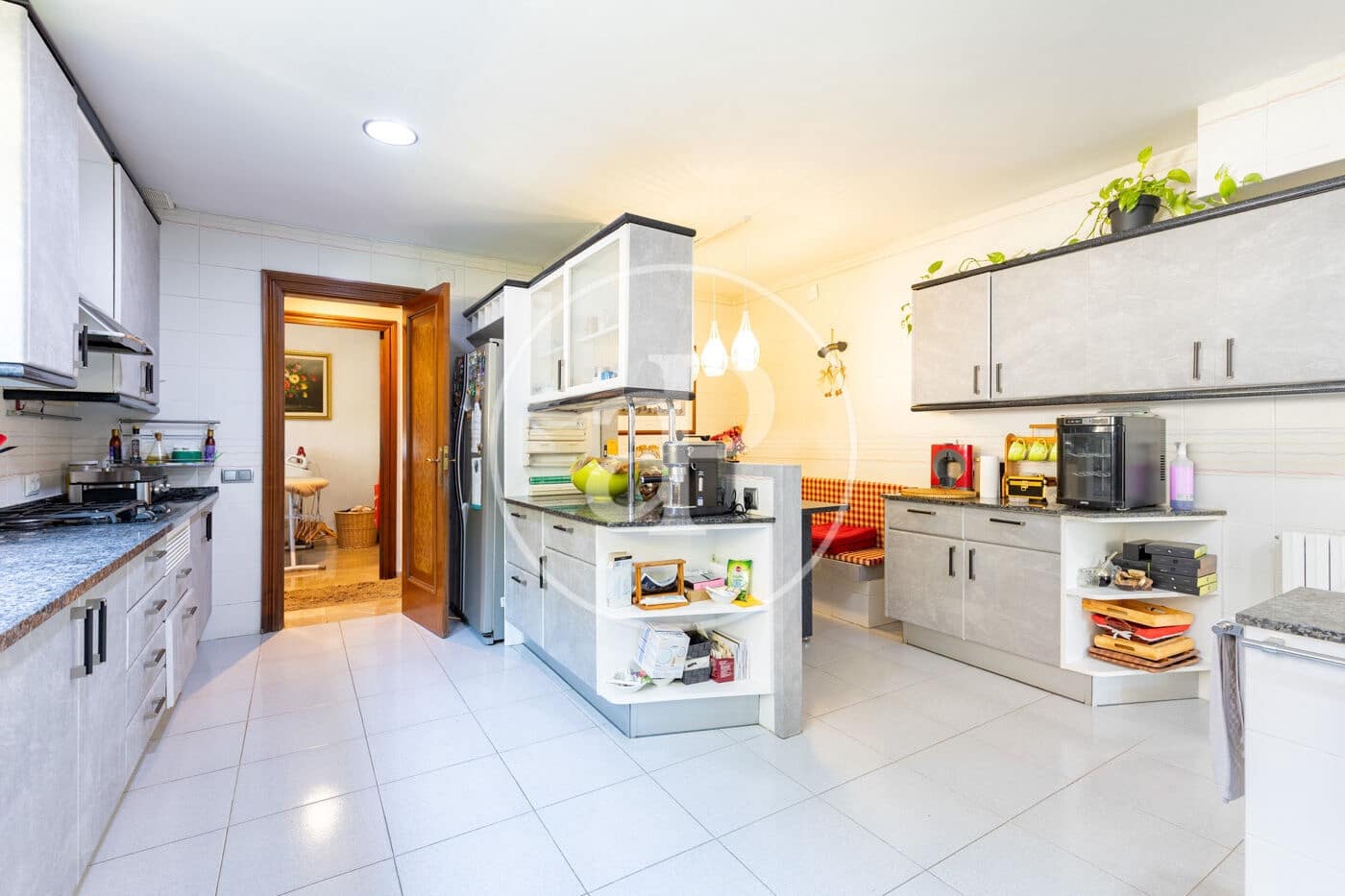 6 bedroom Villa for sale in Cerdanyola del Valles with pool garage - € 1,850,000 (Ref: 10059161)