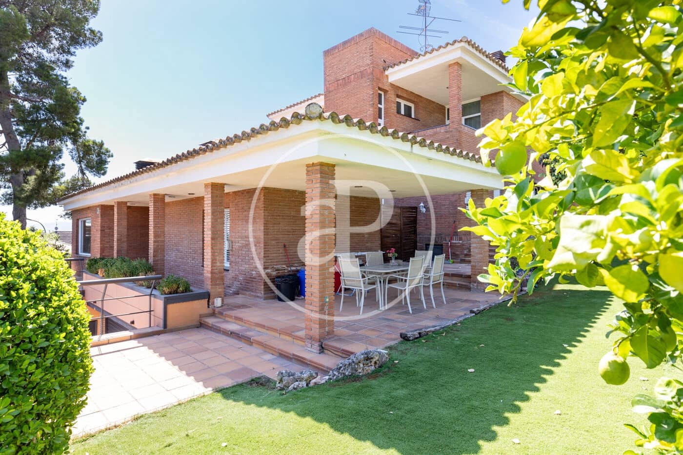 6 bedroom Villa for sale in Cerdanyola del Valles with pool garage - € 1,850,000 (Ref: 10059161)