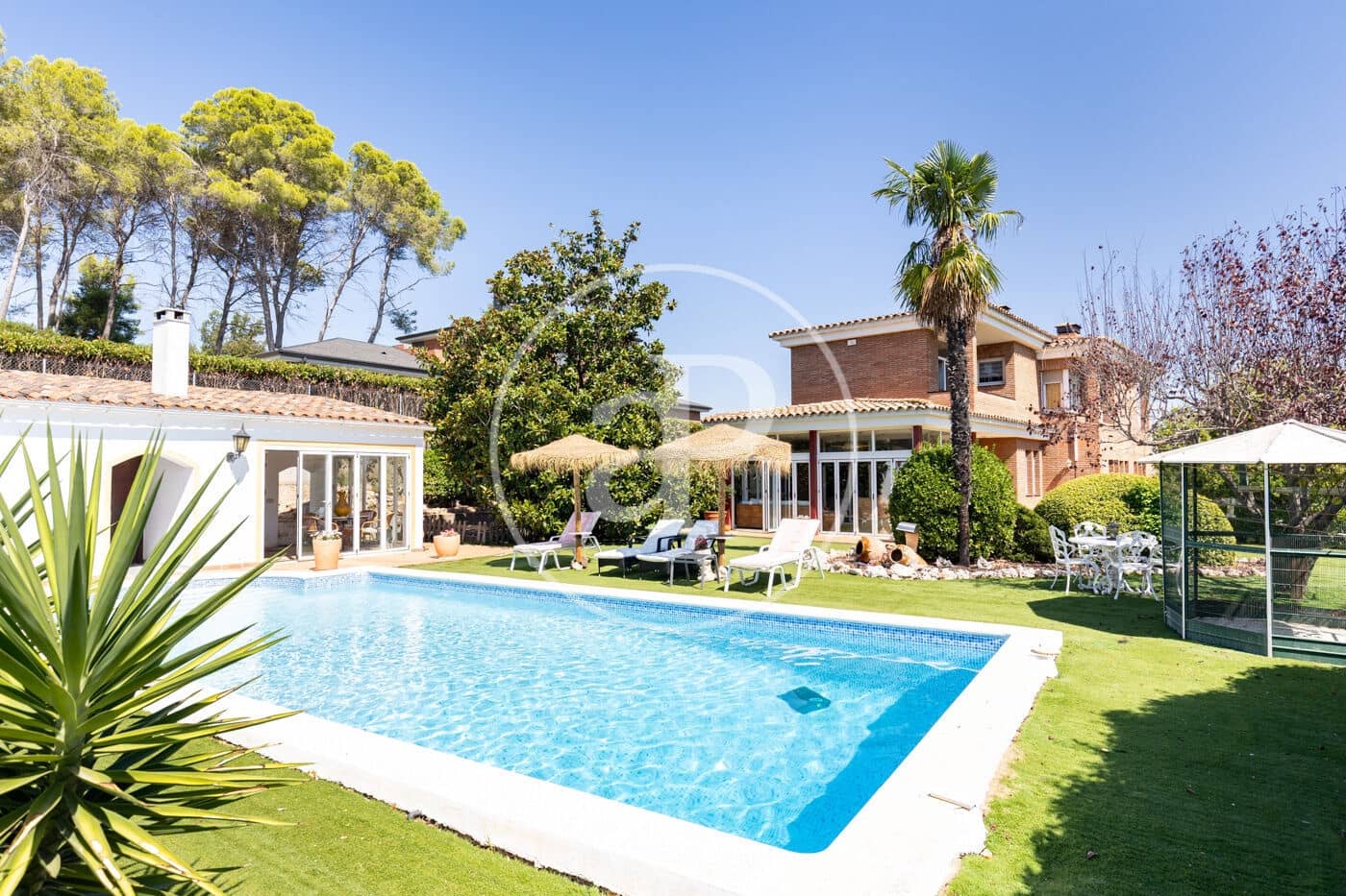 6 bedroom Villa for sale in Cerdanyola del Valles with pool garage - € 1,850,000 (Ref: 10059161)