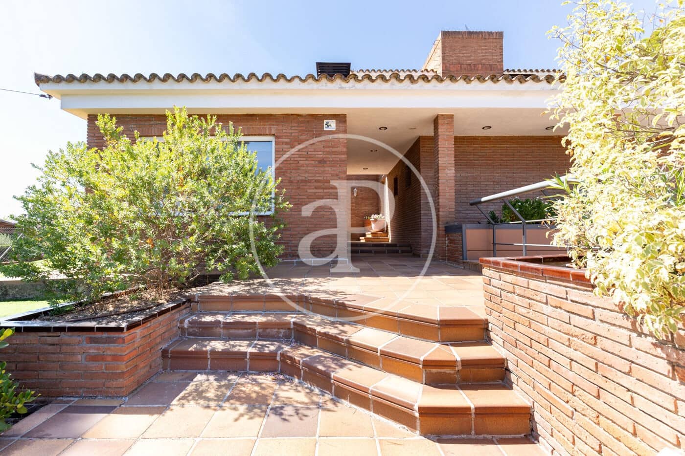 6 bedroom Villa for sale in Cerdanyola del Valles with pool garage - € 1,850,000 (Ref: 10059161)