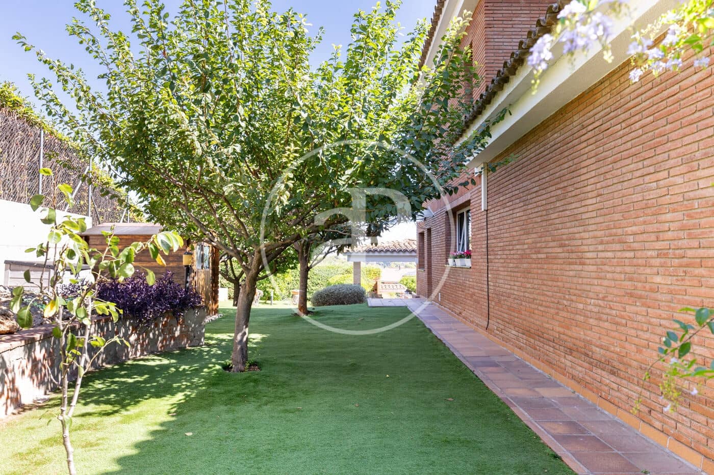 6 bedroom Villa for sale in Cerdanyola del Valles with pool garage - € 1,850,000 (Ref: 10059161)
