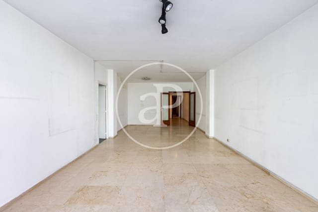 4 makuuhuone Huoneisto myytävänä paikassa La Nova Esquerra de L'Eixample, Barcelona kaupunki - 670 000 € (Ref: 10062030)