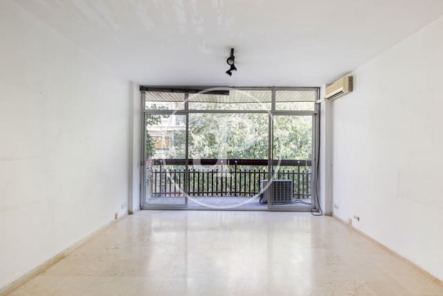4 makuuhuone Huoneisto myytävänä paikassa La Nova Esquerra de L'Eixample, Barcelona kaupunki - 670 000 € (Ref: 10062030)