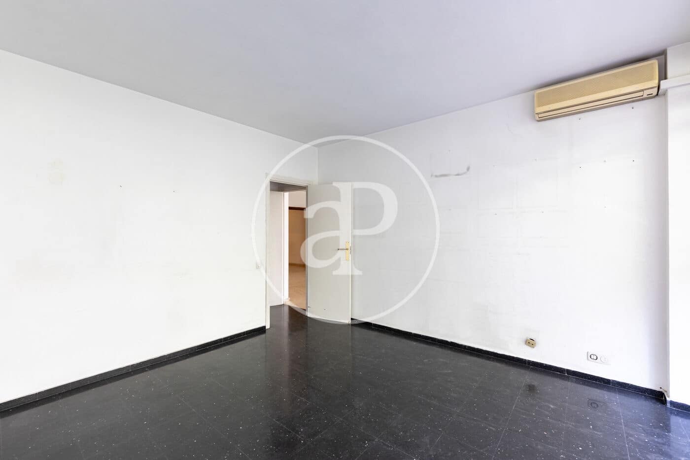 4 makuuhuone Huoneisto myytävänä paikassa Barcelona kaupunki - 670 000 € (Ref: 10062030)