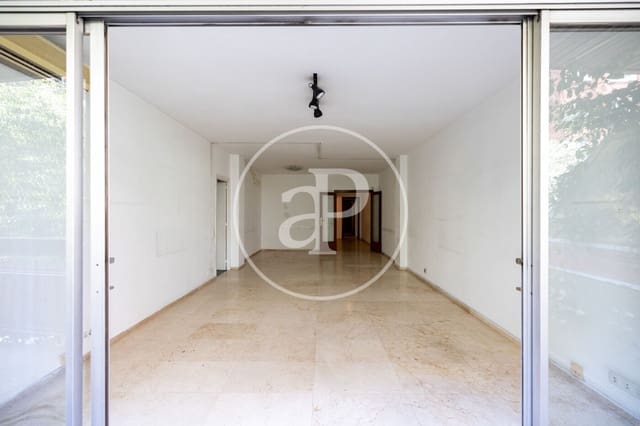 4 makuuhuone Huoneisto myytävänä paikassa La Nova Esquerra de L'Eixample, Barcelona kaupunki - 670 000 € (Ref: 10062030)