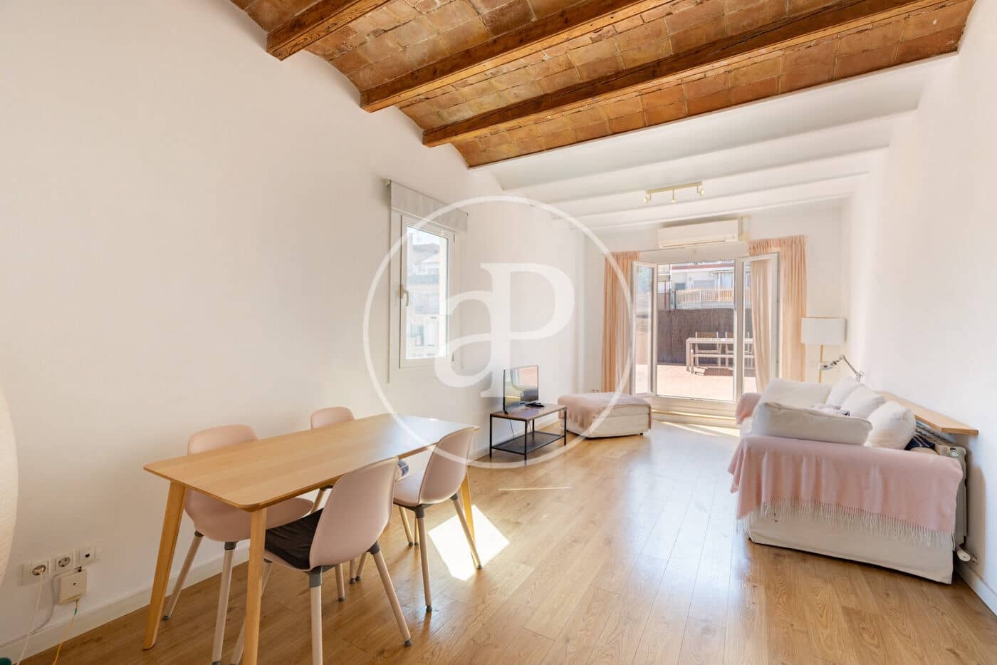 3 soverom Penthouse til salgs i Barcelona by - € 790 000 (Ref: 10062031)