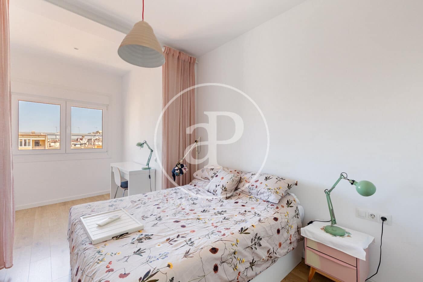 3 soverom Penthouse til salgs i Barcelona by - € 790 000 (Ref: 10062031)