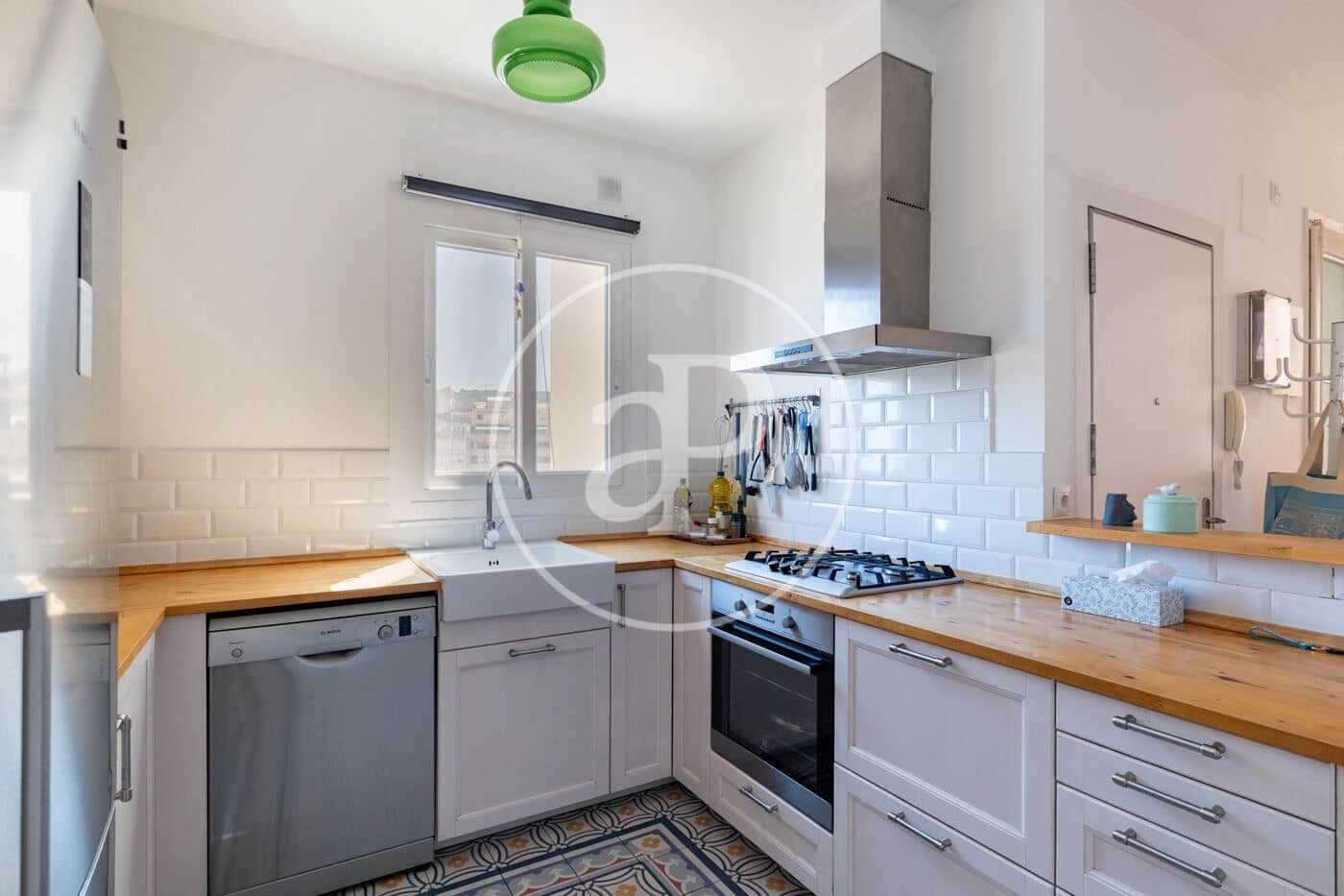 3 soverom Penthouse til salgs i Barcelona by - € 790 000 (Ref: 10062031)