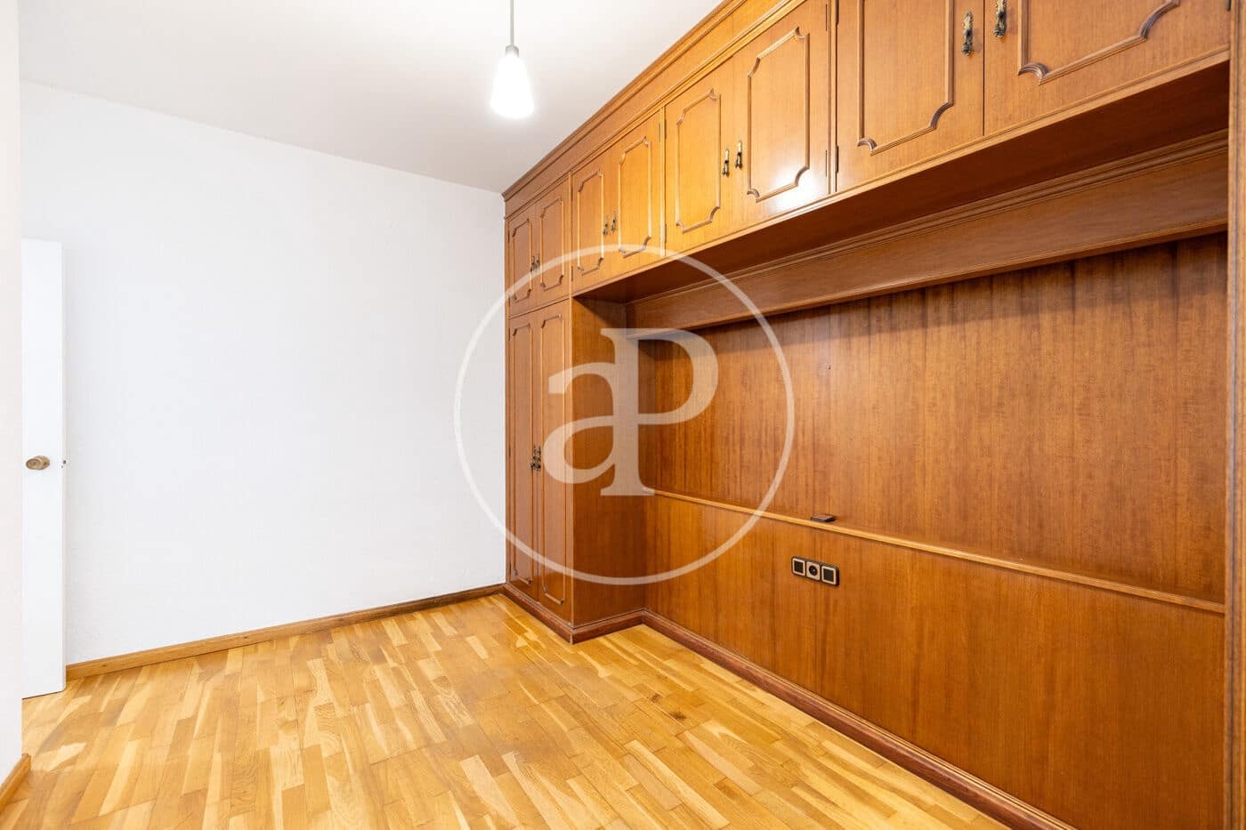 3 sypialnia Apartament na sprzedaż w Miasto Barcelona z garażem - 580 000 € (Ref: 10075558)