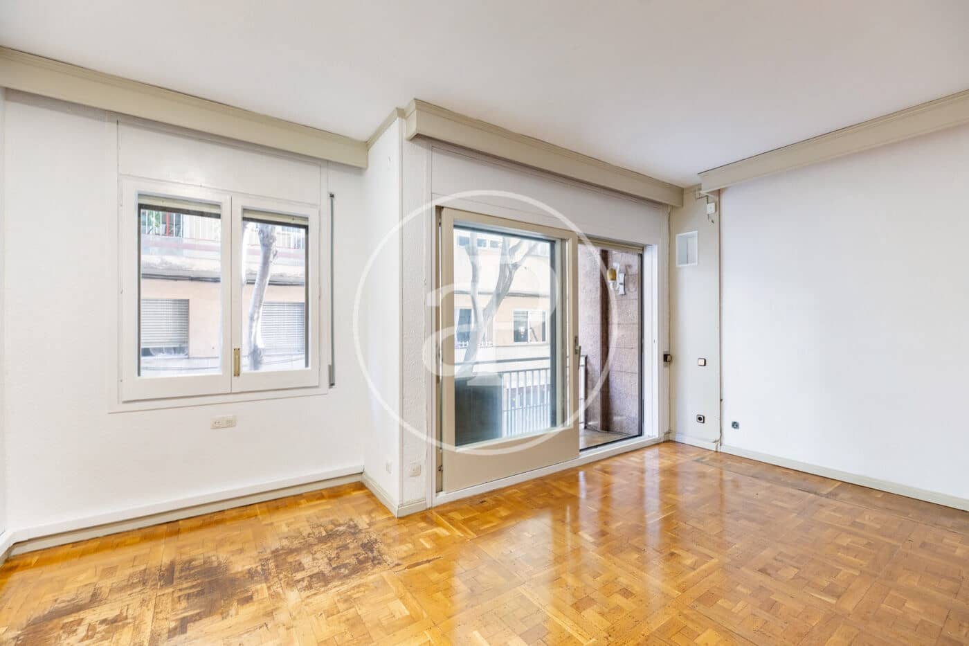 3 sypialnia Apartament na sprzedaż w Miasto Barcelona z garażem - 580 000 € (Ref: 10075558)