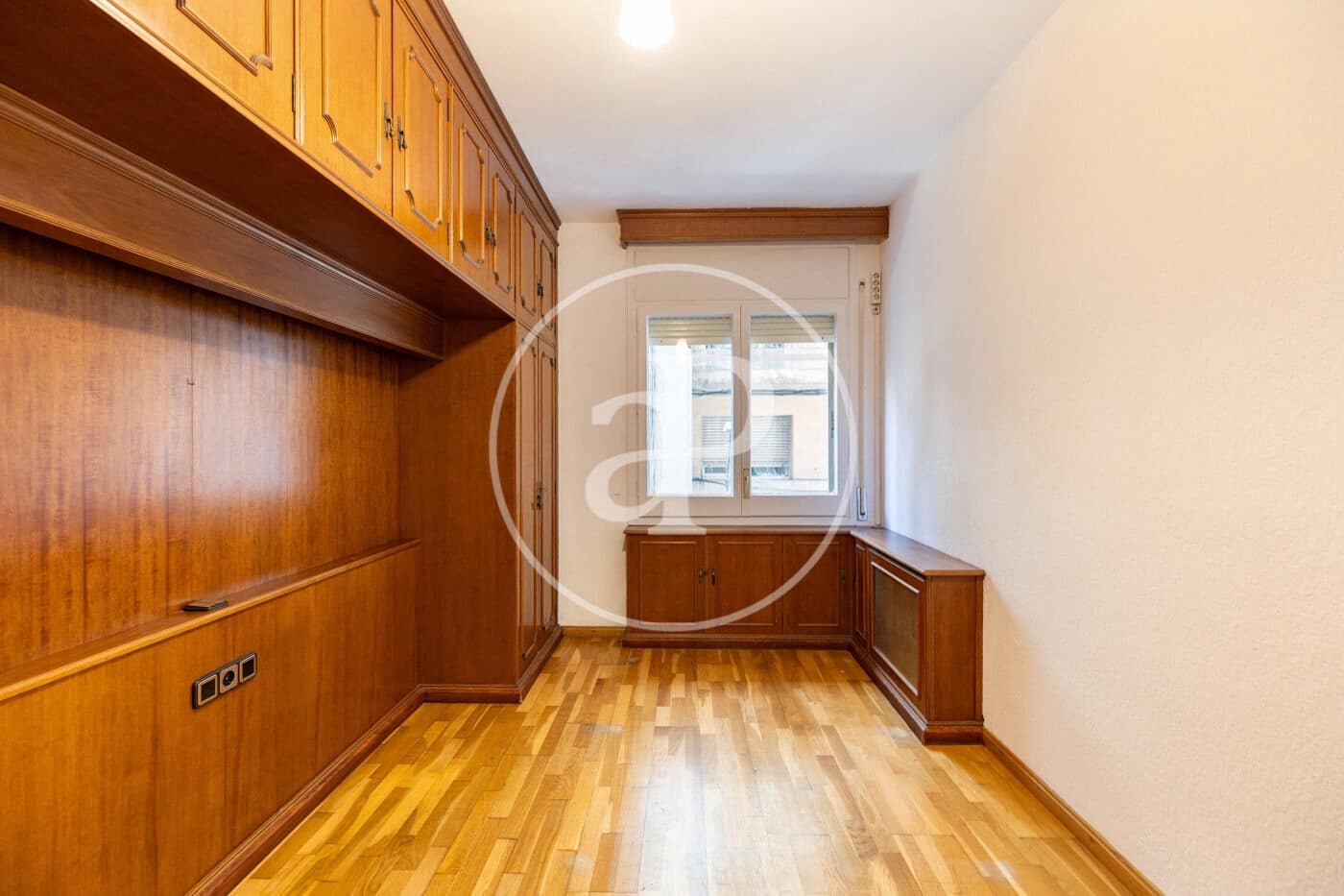 3 sypialnia Apartament na sprzedaż w Miasto Barcelona z garażem - 580 000 € (Ref: 10075558)