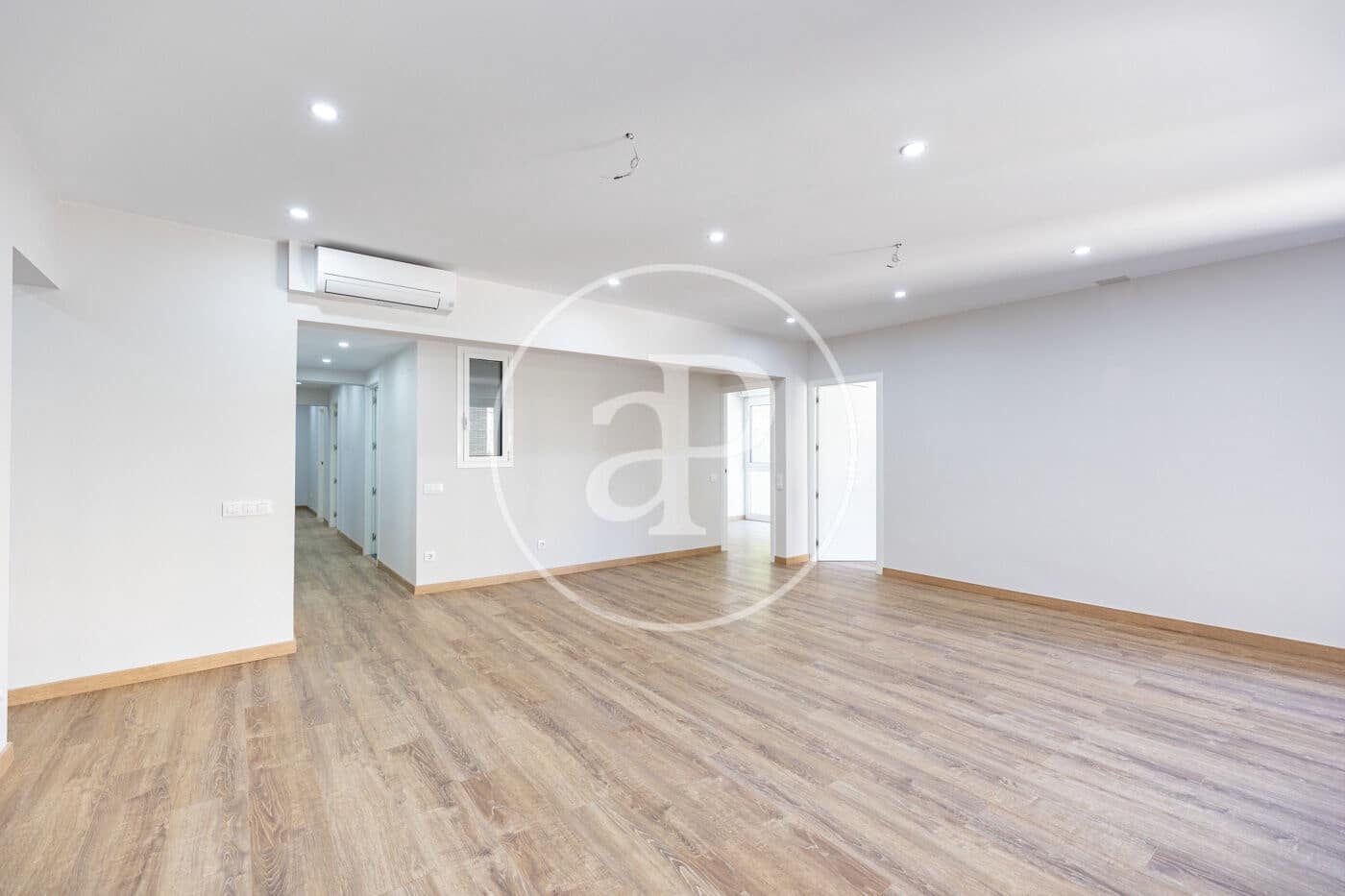 5 makuuhuone Huoneisto myytävänä paikassa Barcelona kaupunki - 1 090 000 € (Ref: 10075559)